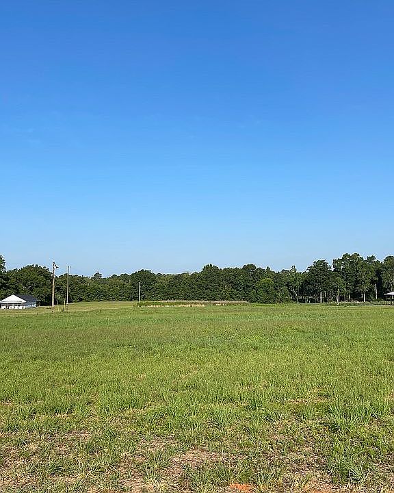 2nd image of 664 S County Road 49