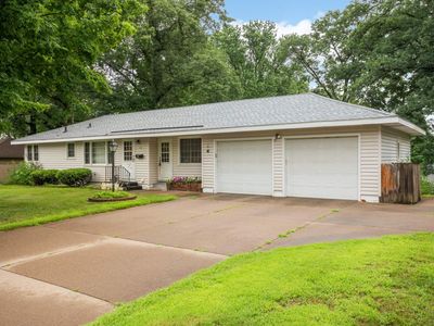 6308 Wyoming Ave N, Brooklyn Park, MN, 55428