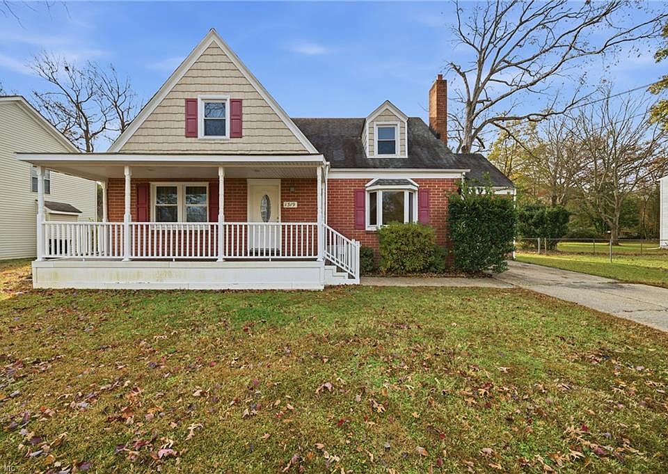 1st image of 1319 Tallwood St