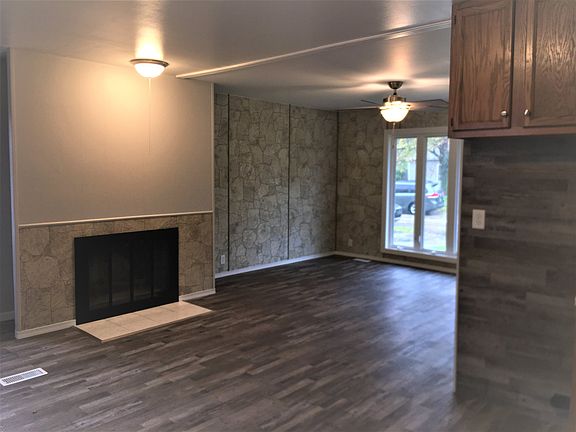 2nd image of 1426 Sunwood Dr