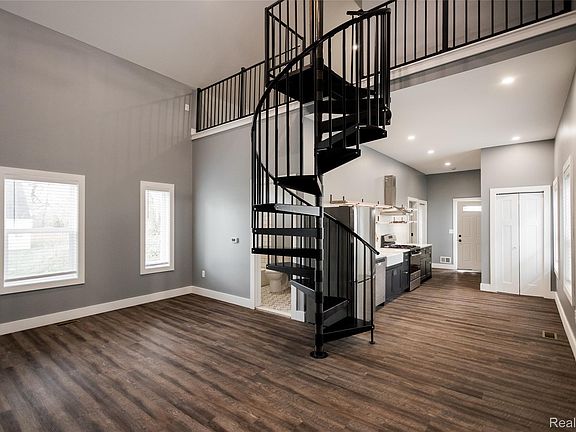 2nd image of 3714 23rd St