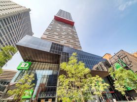 8 Eglinton Ave E