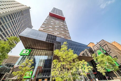 8 Eglinton Ave E Photo 1