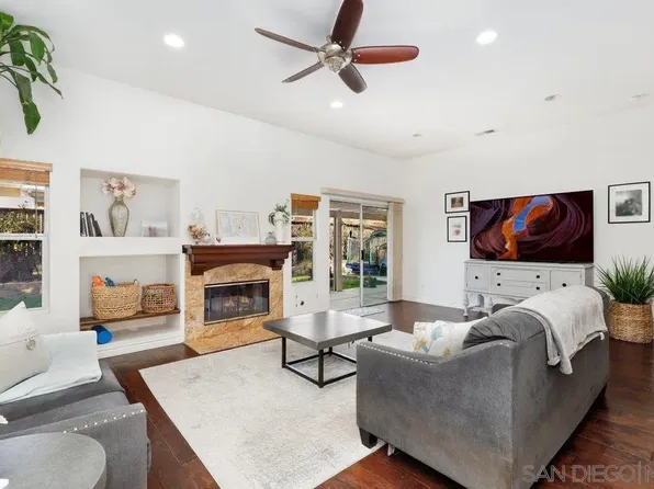 3944 Cadena Dr, Oceanside, CA 92058