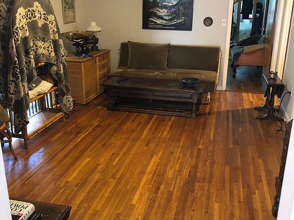 2nd image of 133 Woodland Dr