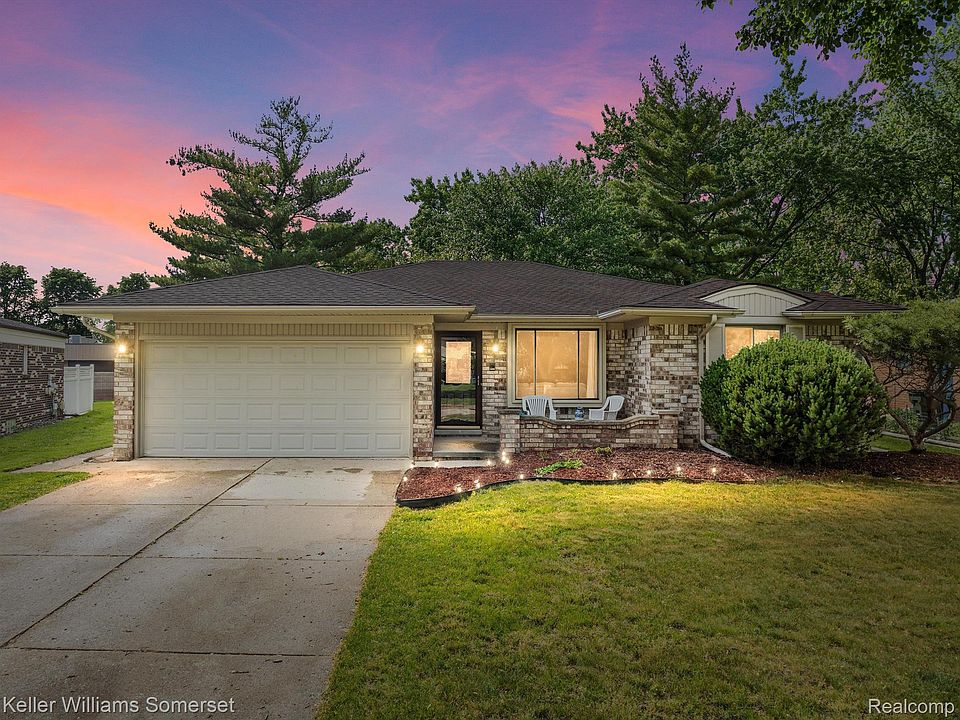 1st image of 13747 White Cap Dr