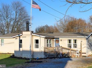 813 Pequea Ave, Gap, PA 17527