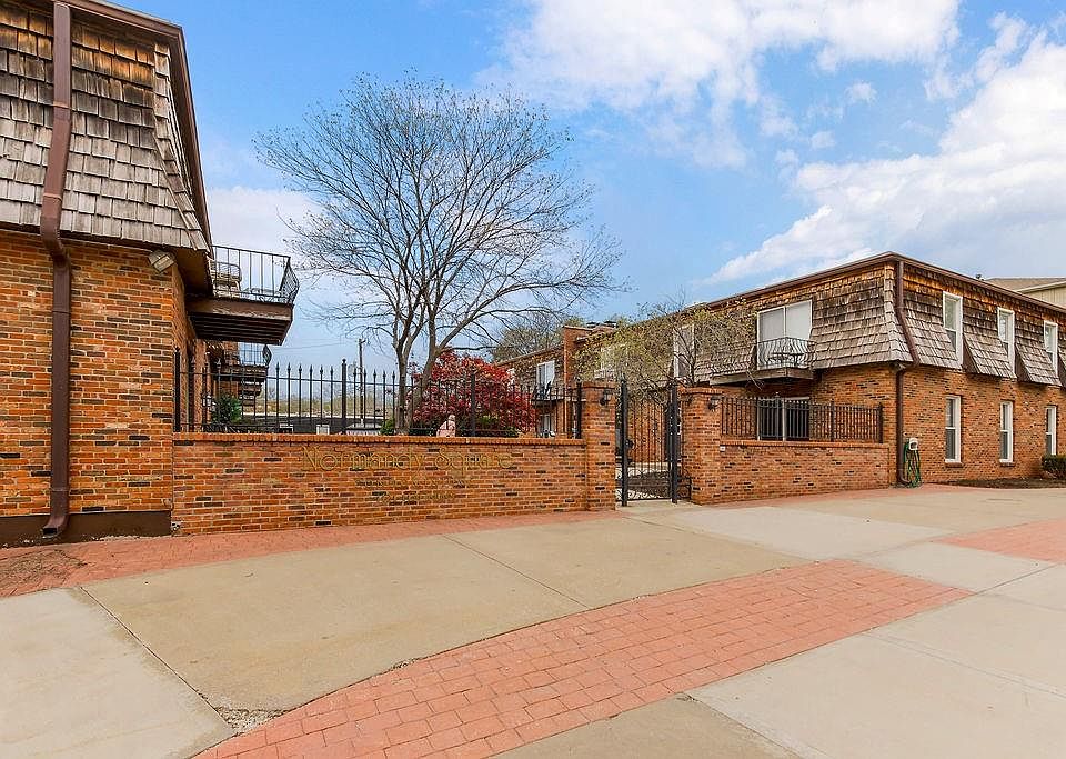 1st image of 4424 Jarboe St APT 1