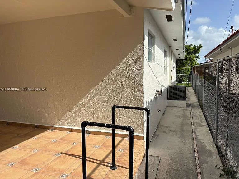 10481 SW 26th Ter — Photo 18