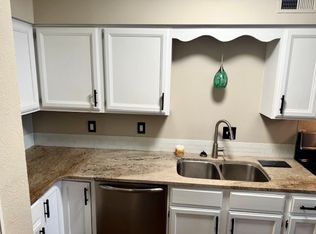 2700 7th St #TOWNHOUSE B, Maumee, OH 43537