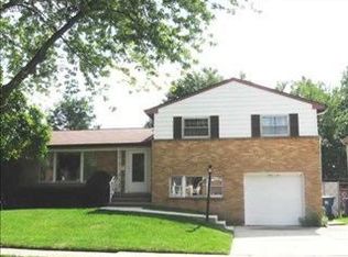 902 Sherman Ave, Melrose Park, IL 60160