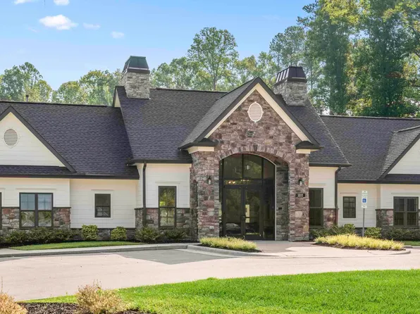 1553 Aberdeen Dr, Mebane, NC 27302