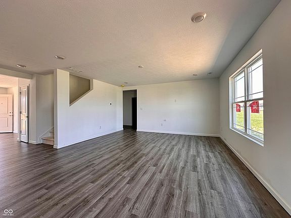5th image of 1216 McBride St