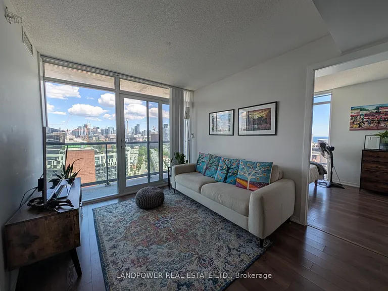 36 Lisgar St #1910E — Photo 10