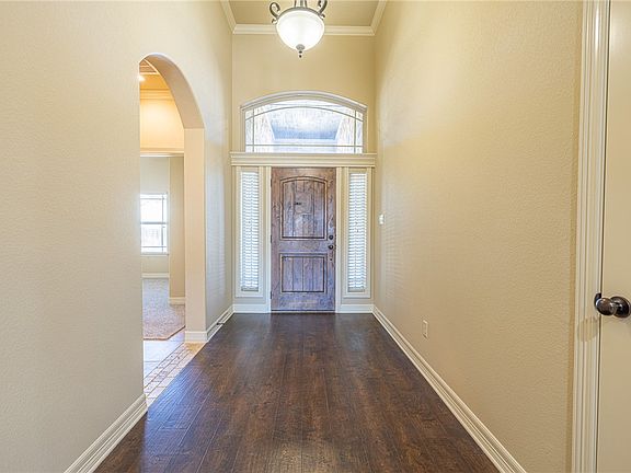 5th image of 4509 Tonbridge Dr