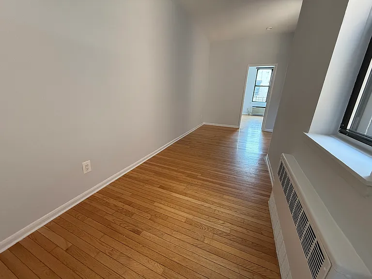 309 E 91st St #5W — Photo 9