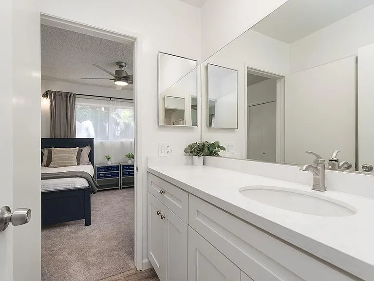 4140 Meadow Lark Dr — Photo 29