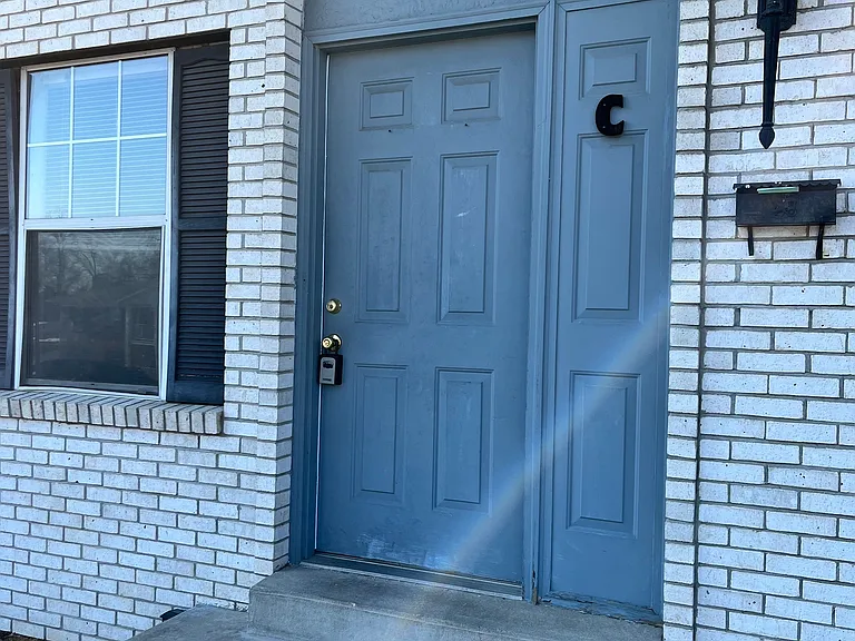 1210 W Main St #C — Photo 7