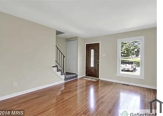 8539 Ramort Dr — Photo 5