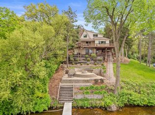 W13708 Rausch Ln, Lodi, WI 53555