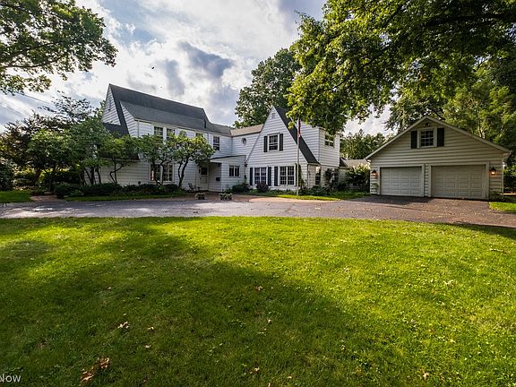 2nd image of 3725 Blackburn Rd NW