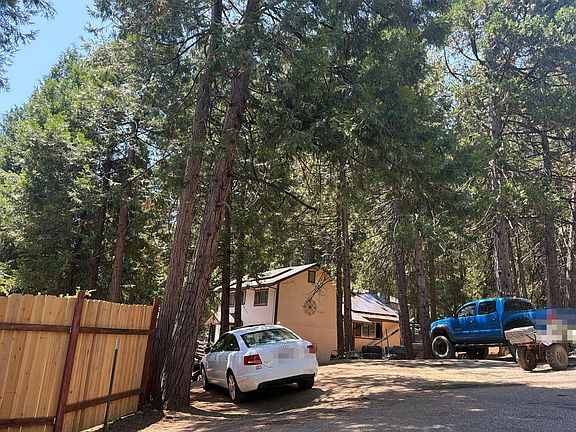 3rd image of 16714 Meadow Vista Dr