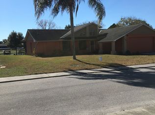 8540 Newton Dr, Port Richey, FL 34668