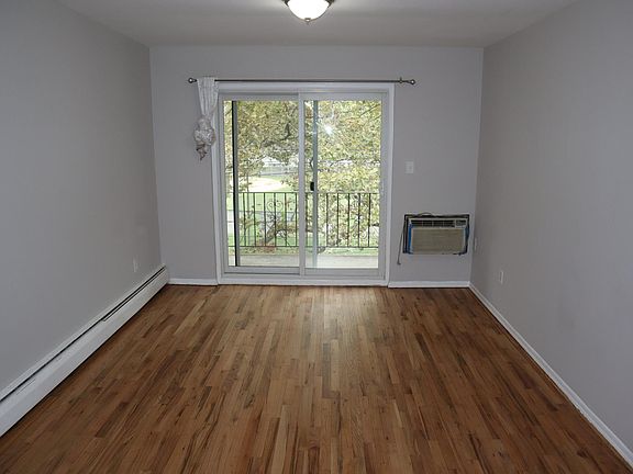2nd image of 2076 E 58th St Floor 3