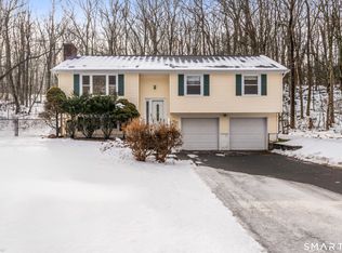 26 Appleblossom Lane, Newtown, CT 06470