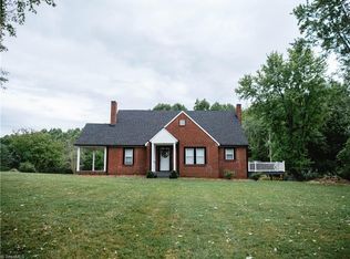 7936 Greenhorn Rd, Elkin, NC 28621