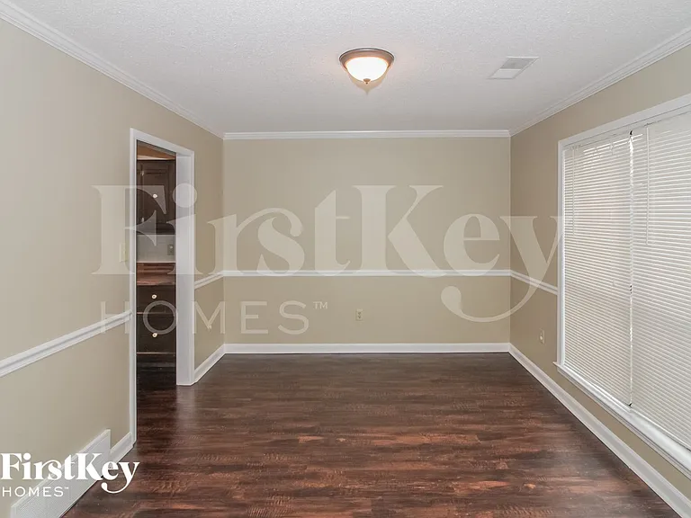 7161 Oak Chase Ln — Photo 4