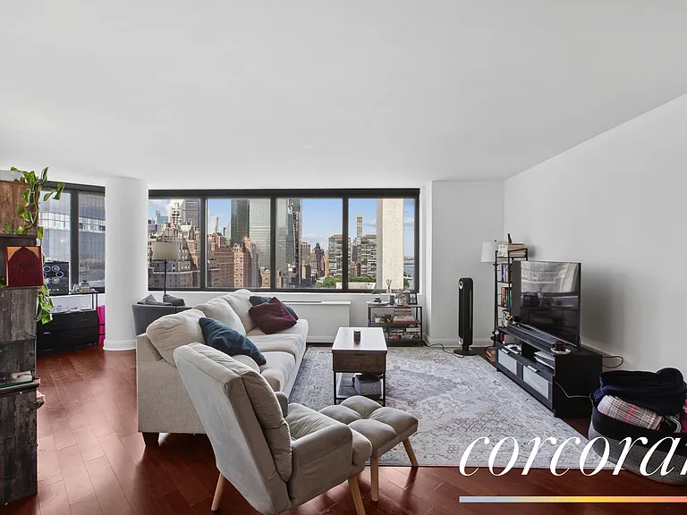 415 E 37th St #29J — Photo 1