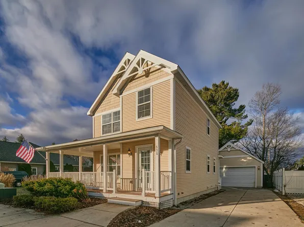 535 Belanger Ln, Traverse City, MI 49684