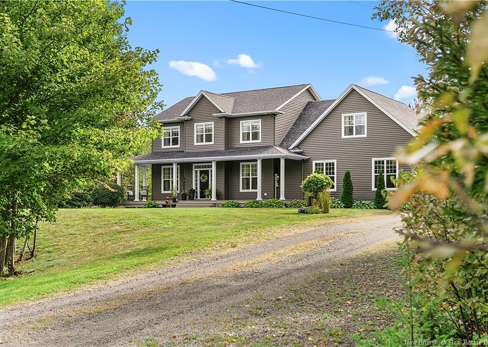 1st image of 77 Daniel Dr