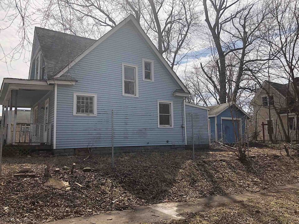 2nd image of 1701 Leer St