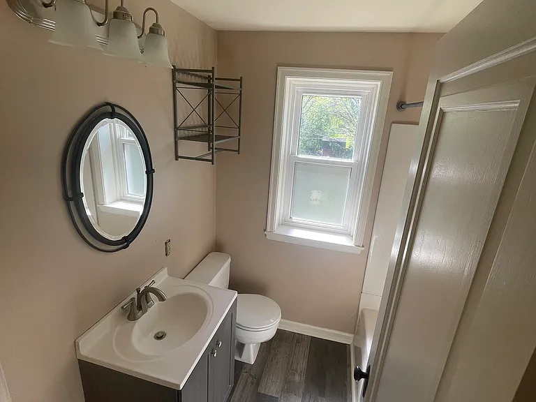 708 Scott Ave — Photo 9
