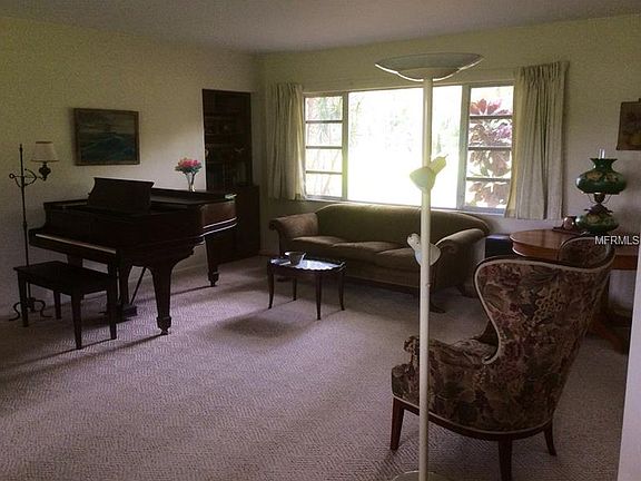 5th image of 20407 Gardenia Dr