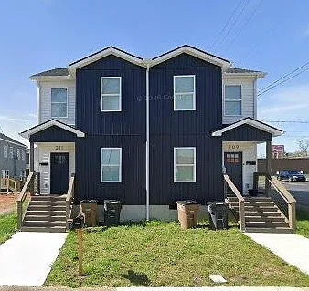 209 N Mary St #209