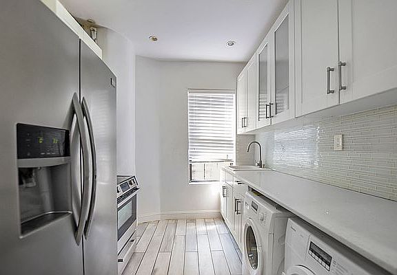 4th image of 525 W 135th St APT 5