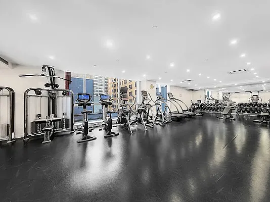 Rented by Winzone Realty Inc | media 7