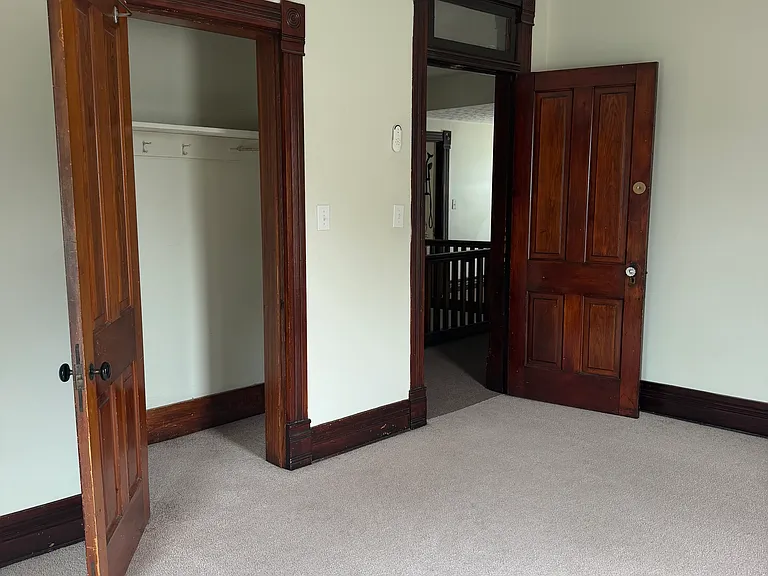 304 N Detroit St #1/2 — Photo 8