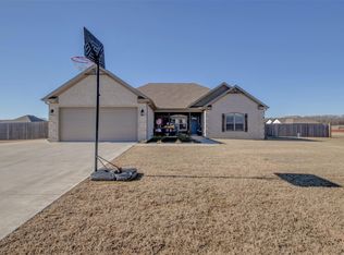 240 Mayberry Dr, Cabot, AR 72023