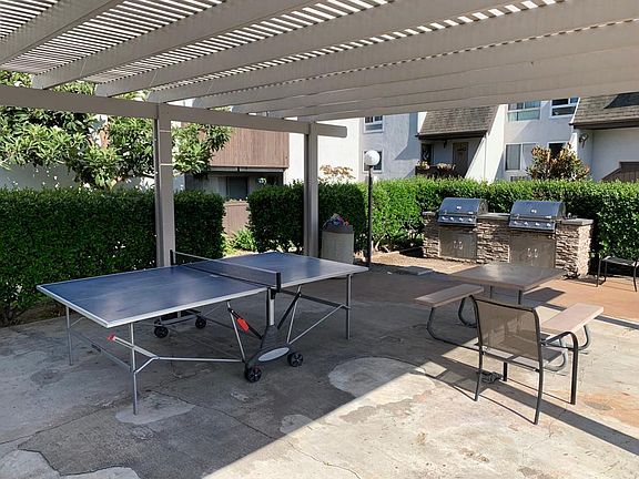 2nd image of 8085 Caminito De Pizza Unit G