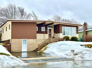 26 Ennis Ave, St. John's, NL A1A1Y8