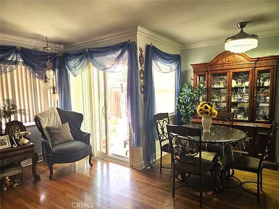 5th image of 1668 W Wisteria Pl