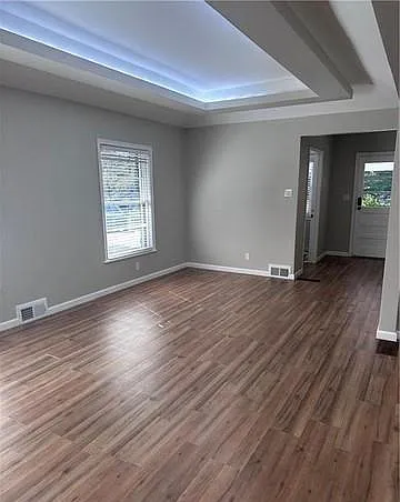 302 Old Ivy Rd NE — Photo 12