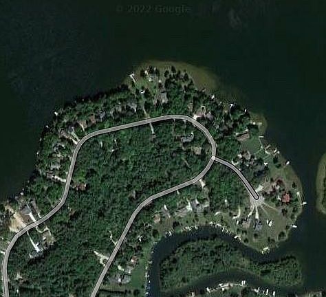 5th image of 1990 Berkshire Dr