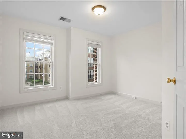 7980 Vigne Ct — Photo 24