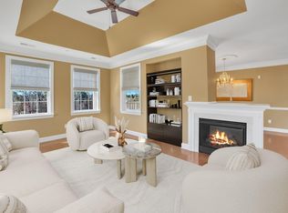 10421 Rosegate Ct UNIT 303, Raleigh, NC 27617