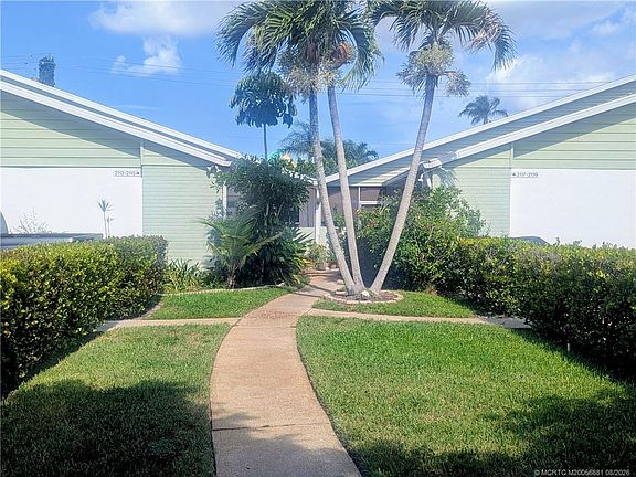 3rd image of 2113 SE Edler Dr